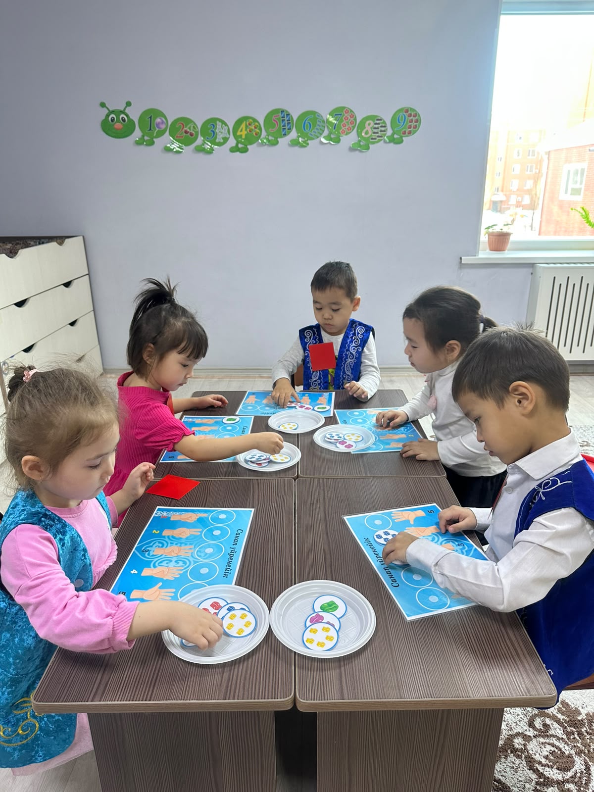 Воспитанники детского сада «Диами»